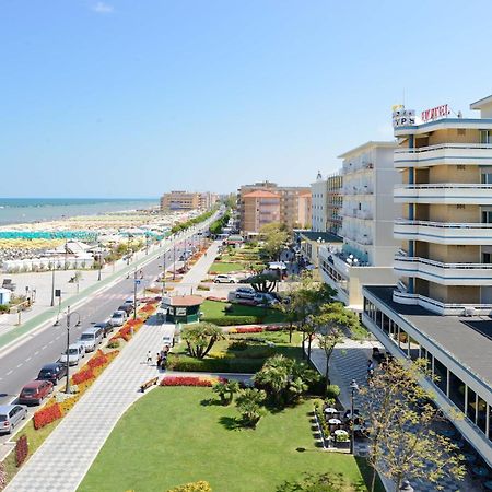 Hotel Caesar Cesenatico Luaran gambar